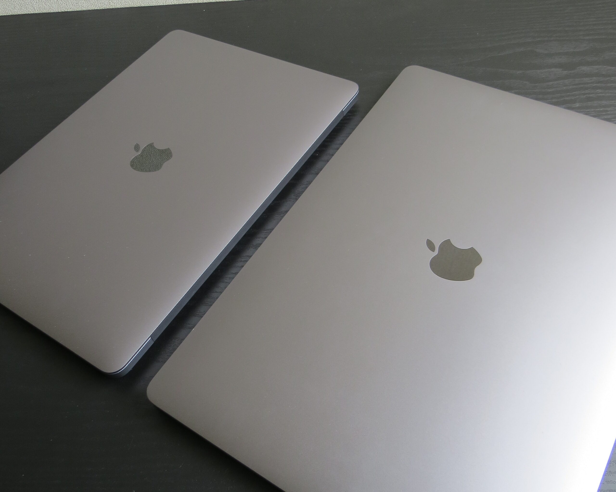M1 MacBook AirとMacBook Pro15インチ
